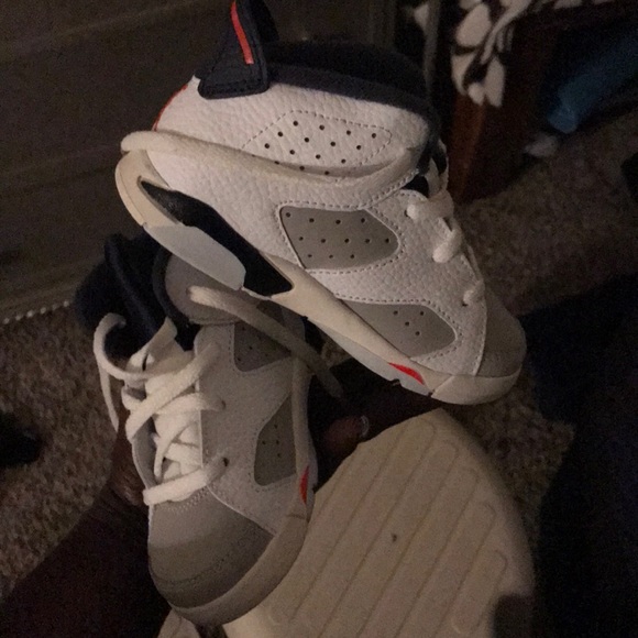 Jordan’s - Picture 4 of 5